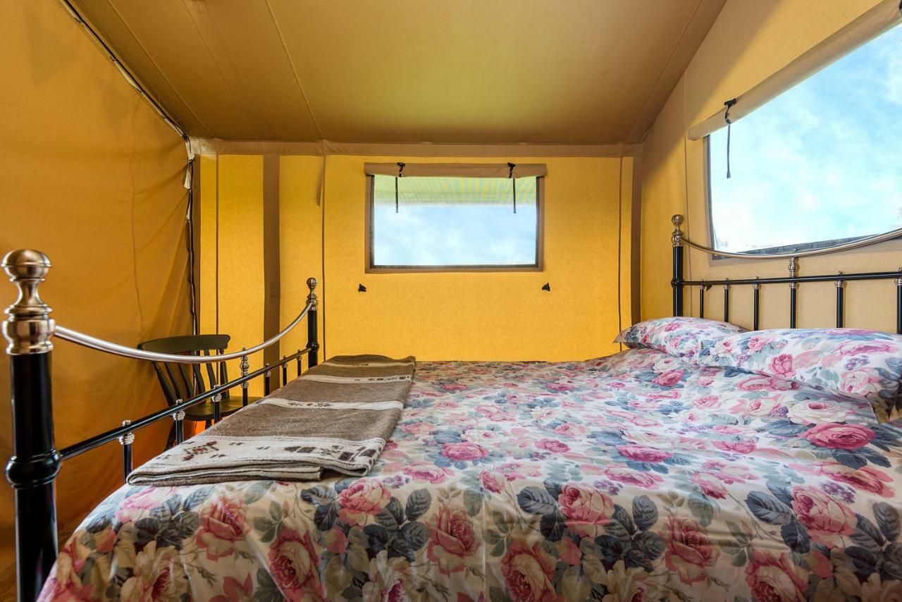Kidwelly Glamping Hotel Kültér fotó